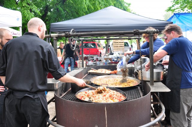Paso Pinot Paella Festival Photo Gallery 2011 Festival